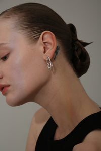 Streamline earrings